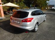 Ford Focus Kombi 999,0 92 kw