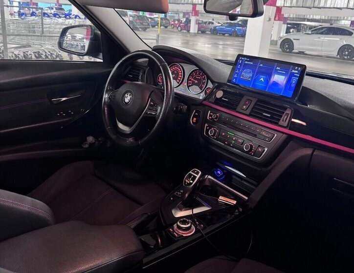 BMW Řada 3 Kombi 2,0 l 120 kw