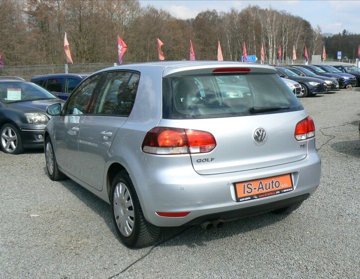 Volkswagen Golf Hatchback 1,4 l 90 kw
