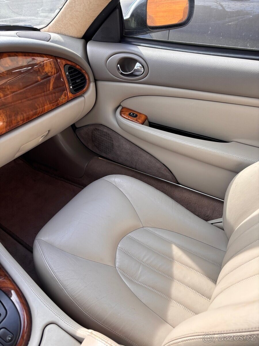 Jaguar XK8 Kupé 0,0 0