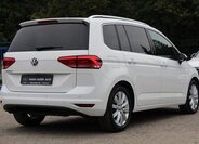 Volkswagen Touran 5