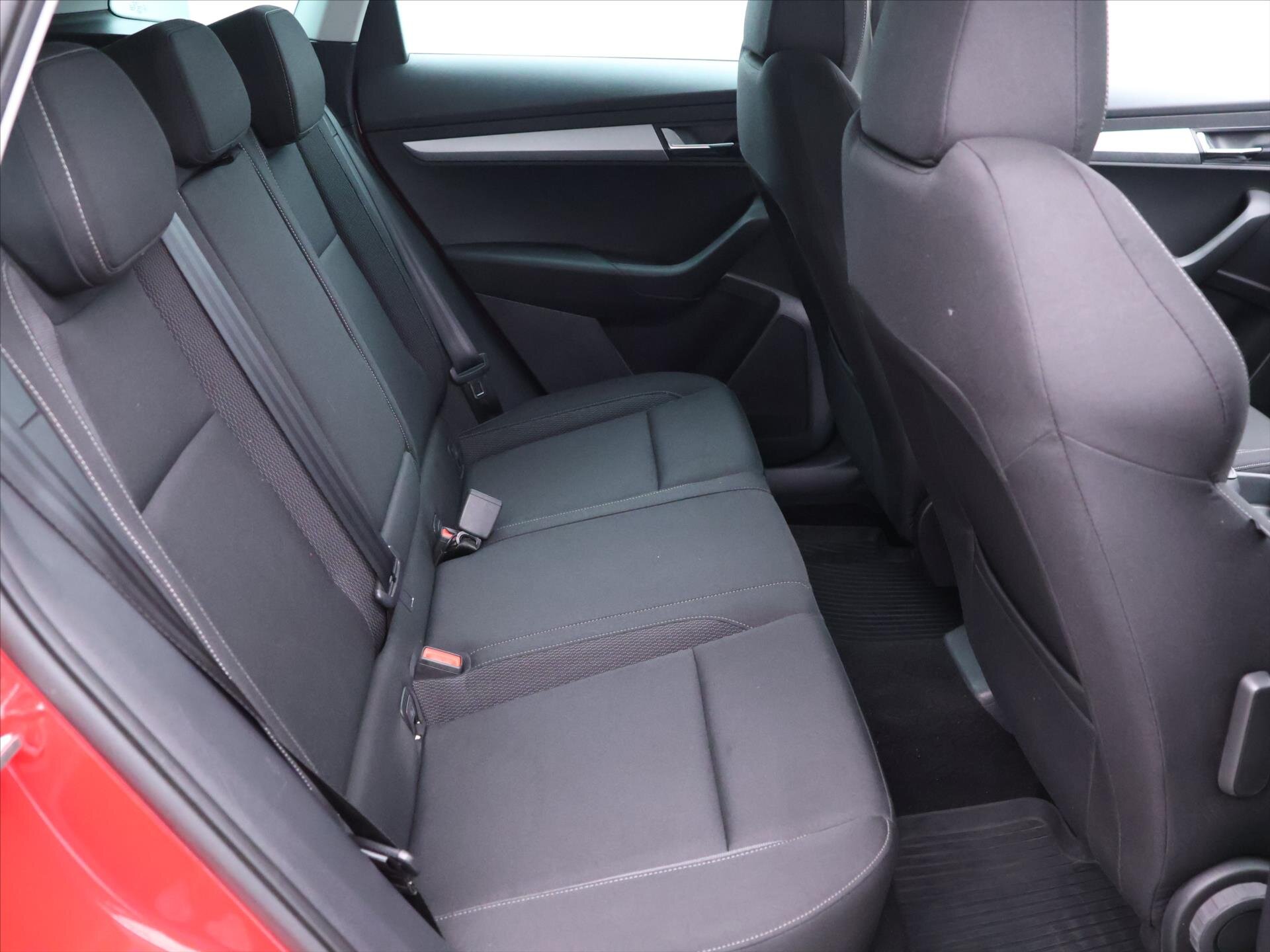 Škoda Karoq SUV 2,0 l 85 kw