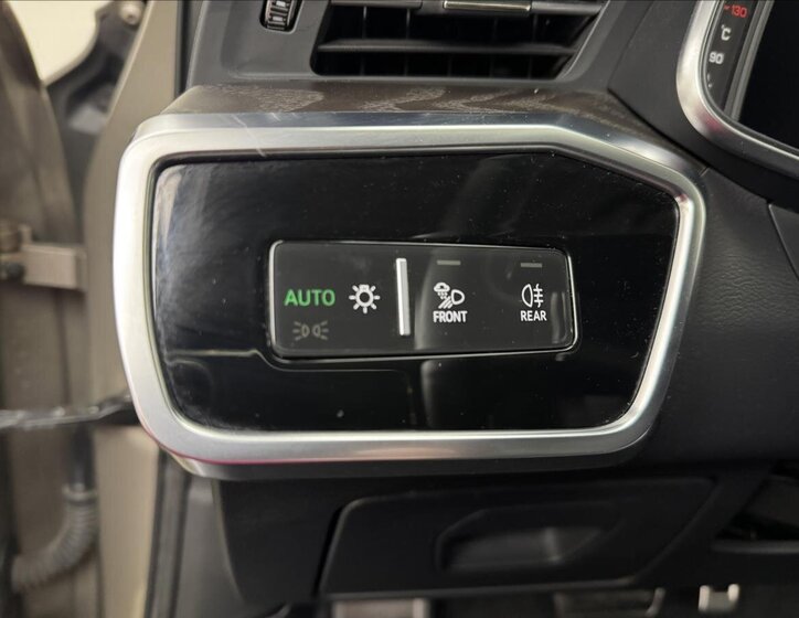 Audi S6 Sedan 3,0 l 257 kw