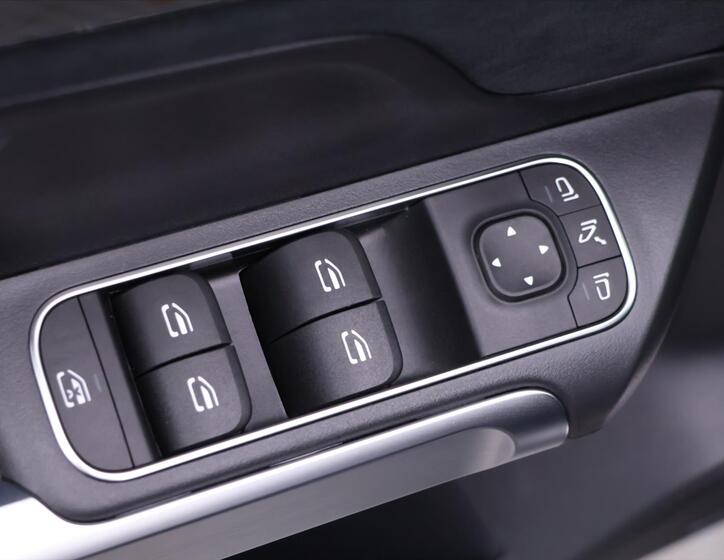 Mercedes-Benz GLB 52