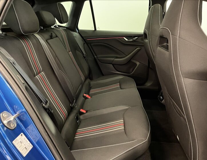 Škoda Kamiq CUV / Crossover 1,5 l 110 kw