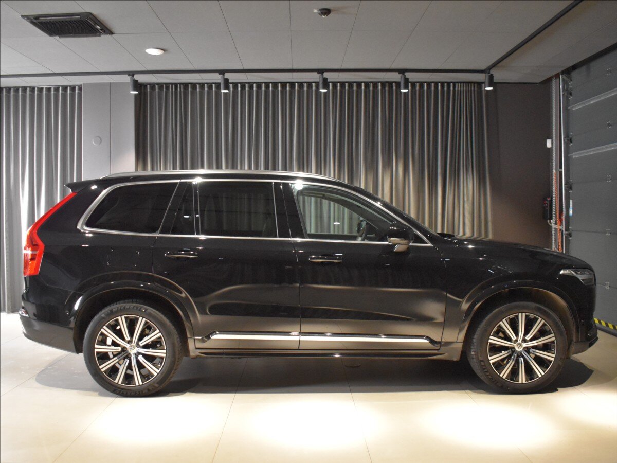 Volvo XC90 SUV / Terénní 2,0 l 184 kw