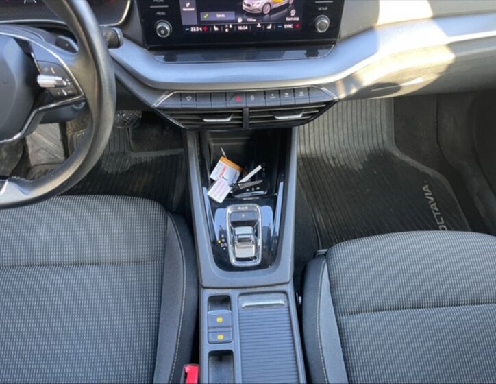 Škoda Octavia Kombi 2,0 l 110 kw