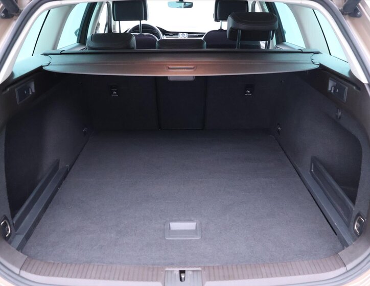 Volkswagen Passat Kombi 2,0 l 110 kw