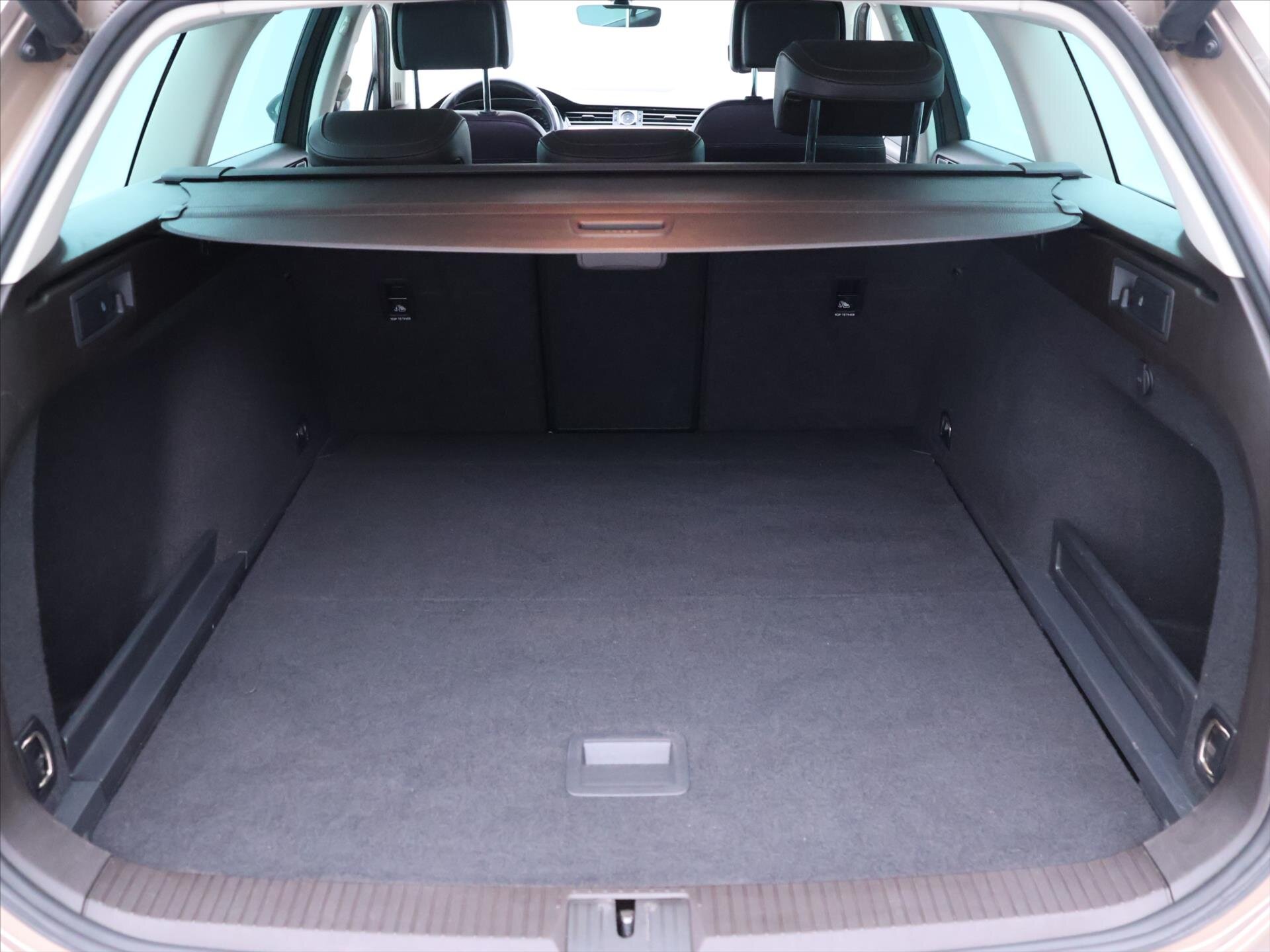 Volkswagen Passat Kombi 2,0 l 110 kw