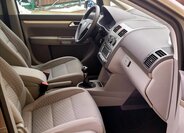 Volkswagen Touran Kombi 1,4 l 103 kw