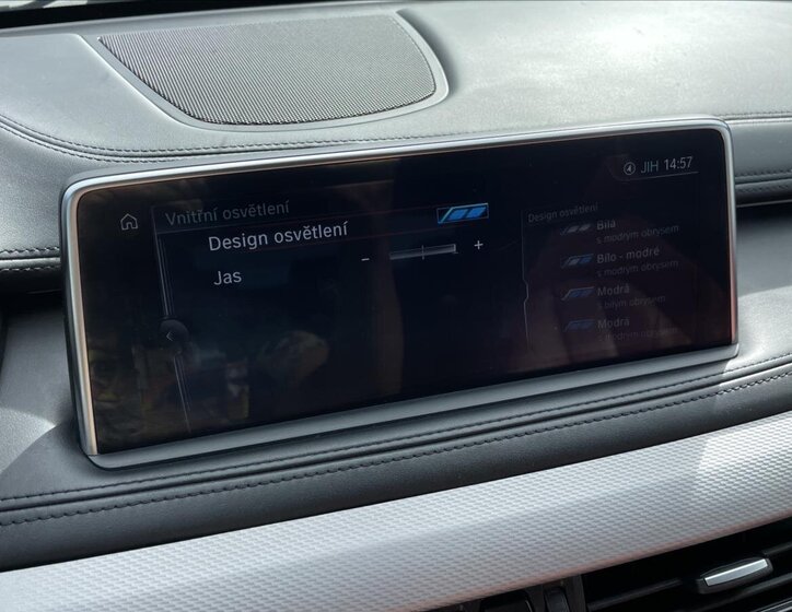 BMW X6 SUV 3,0 l 230 kw