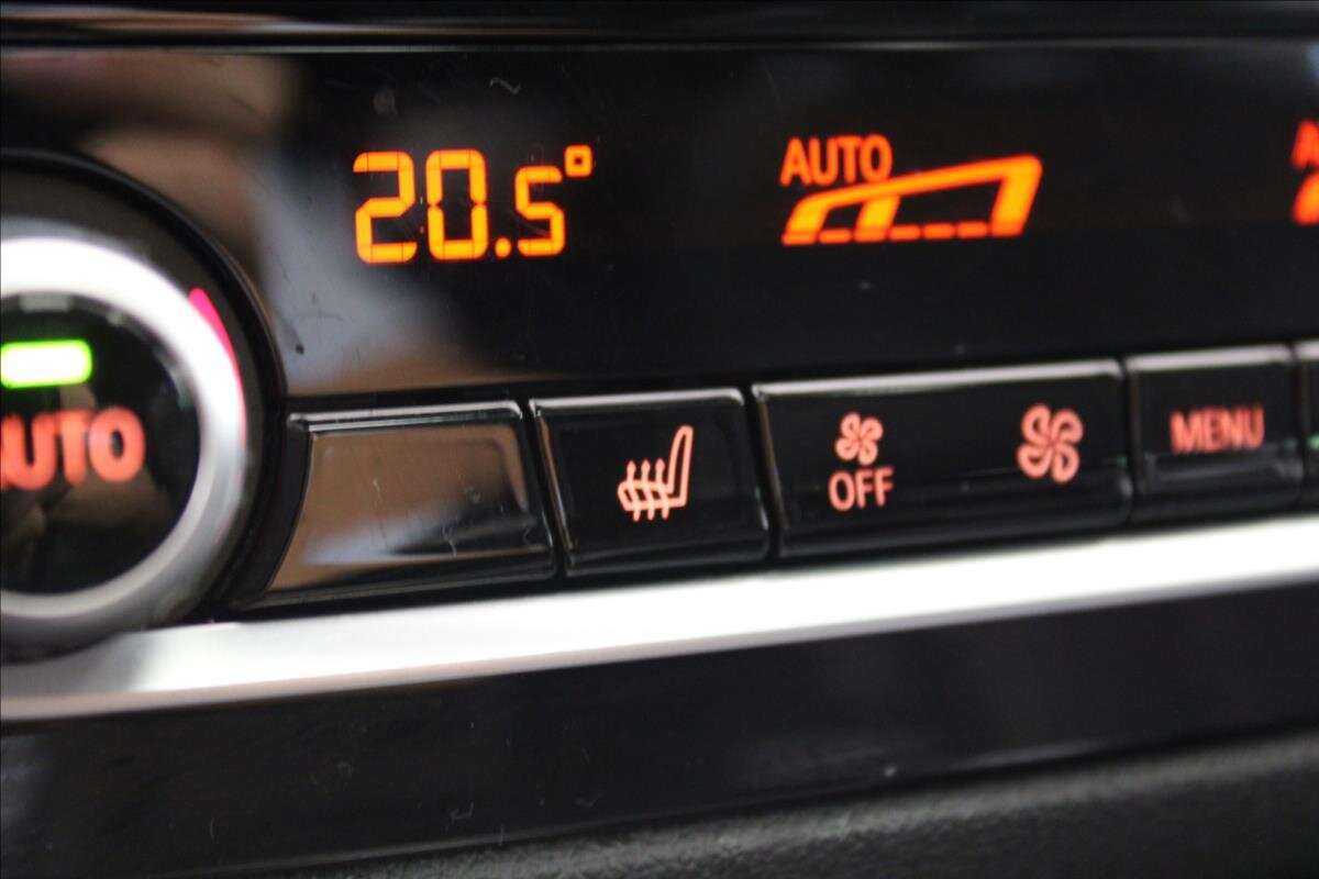 BMW Řada 5 Kombi 2,0 l 140 kw