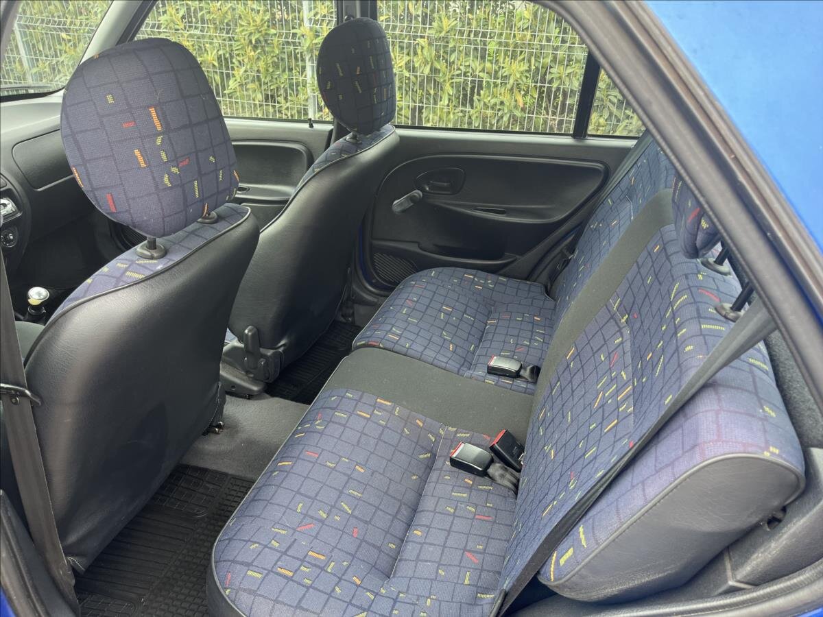 Citroën Saxo Hatchback 1,1 l 40 kw