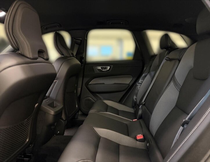 Volvo XC60 SUV / Terénní 2,0 l 184 kw