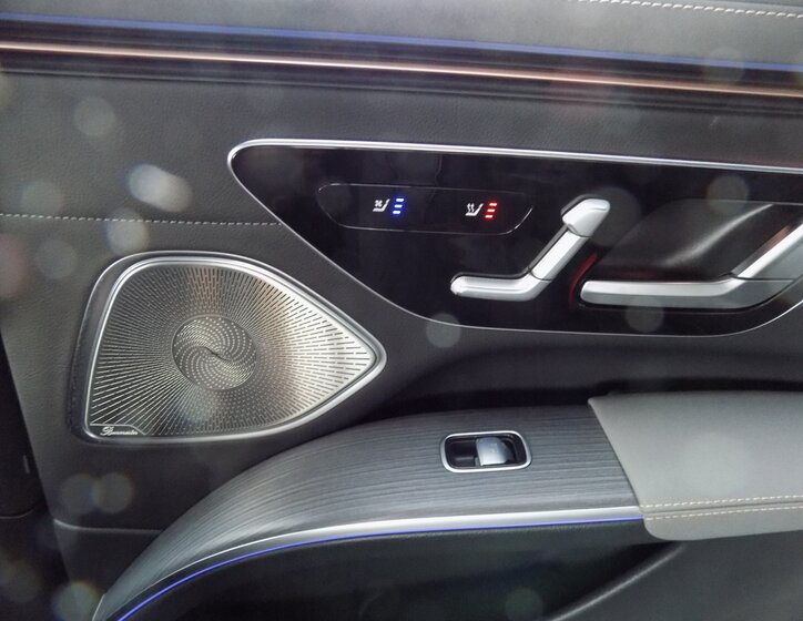 Mercedes-Benz EQS 43