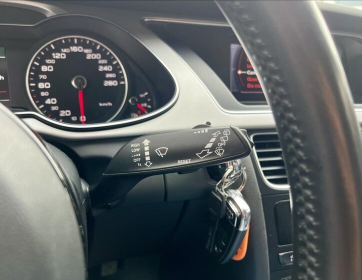 Audi A4 Kombi 2,0 l 110 kw