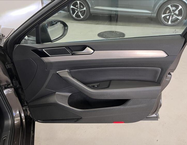 Volkswagen Passat 38