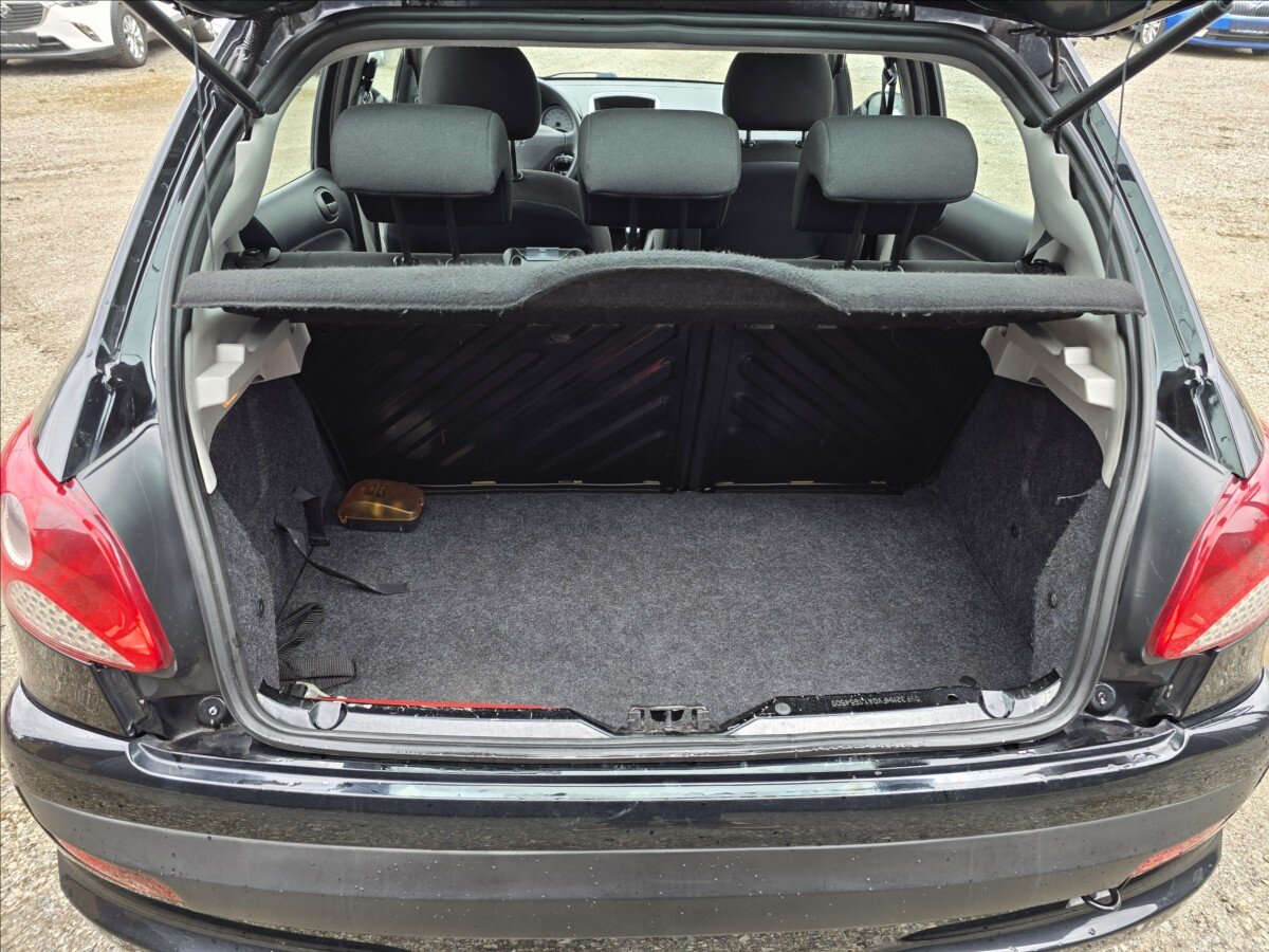 Peugeot 206 Hatchback 1,1 l 44 kw