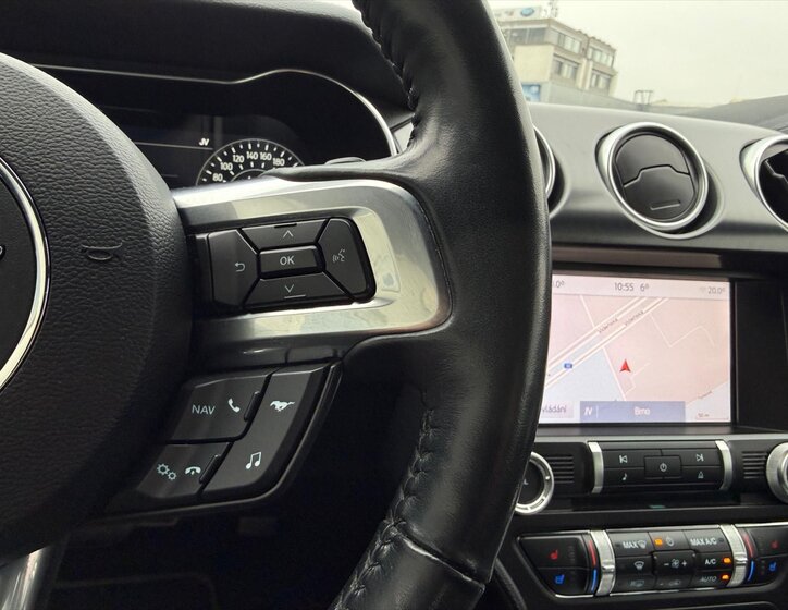 Ford Mustang Kupé 5,0 l 338 kw