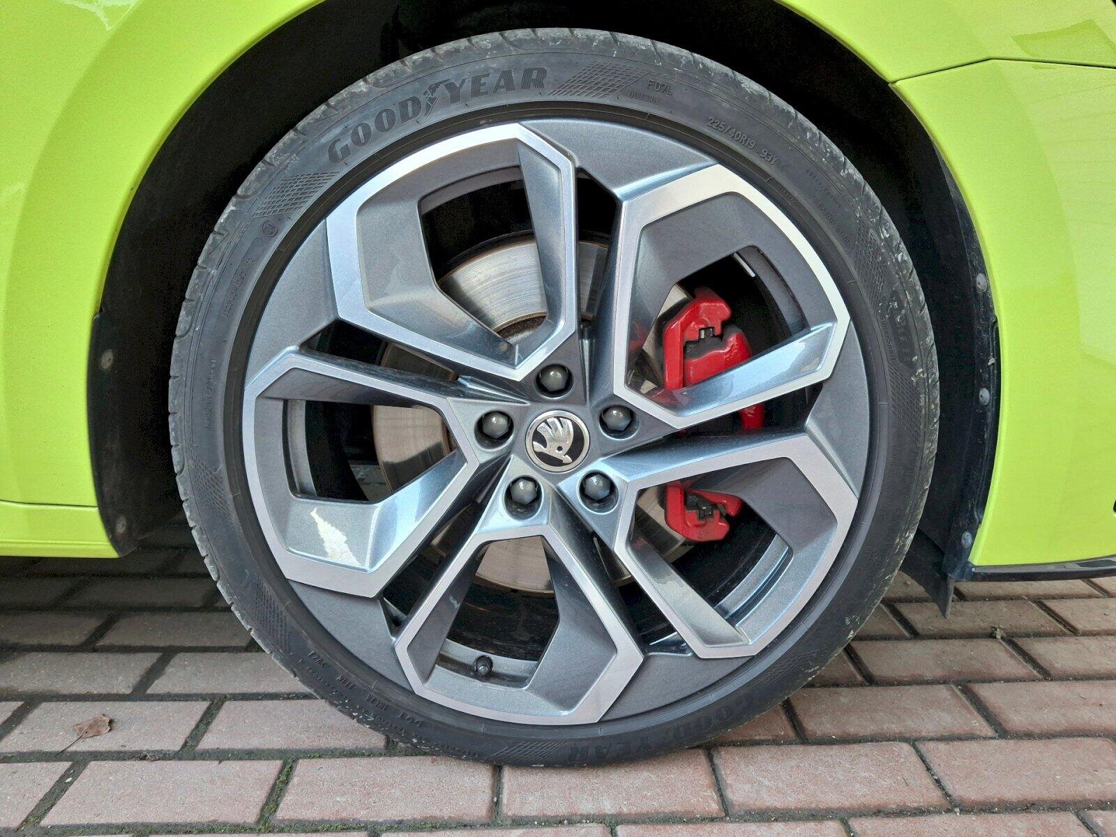 Škoda Octavia Sedan 2,0 l 180 kw