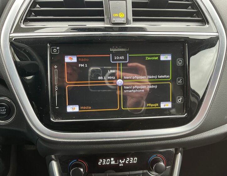 Suzuki SX4 S-Cross SUV / Terénní 998,0 82 kw