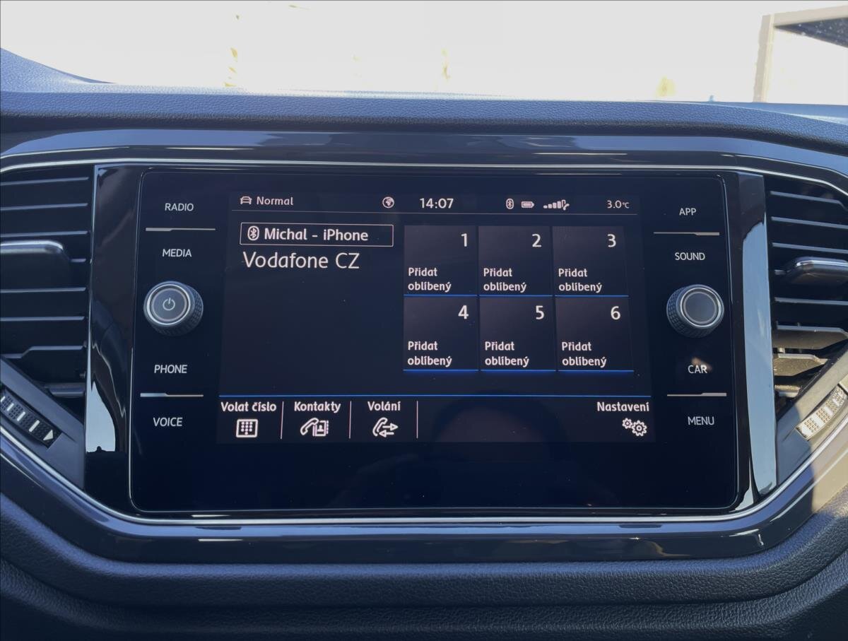 Volkswagen T-Roc SUV 2,0 l 110 kw