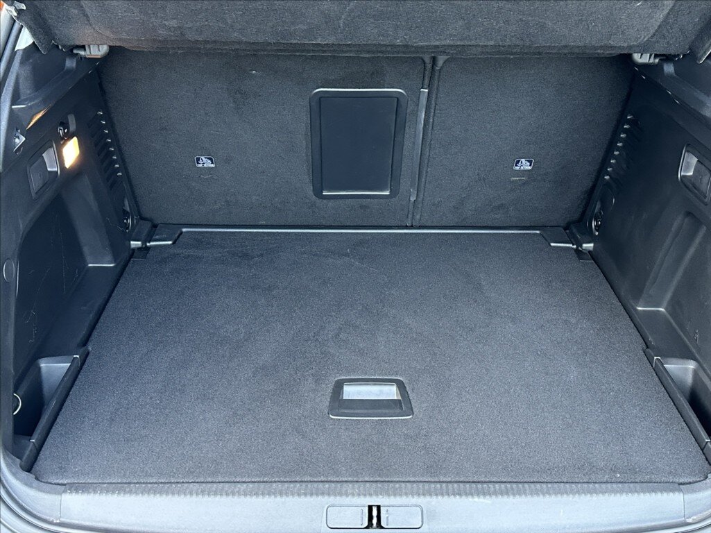 Peugeot 3008 SUV / Terénní 1,2 l 96 kw