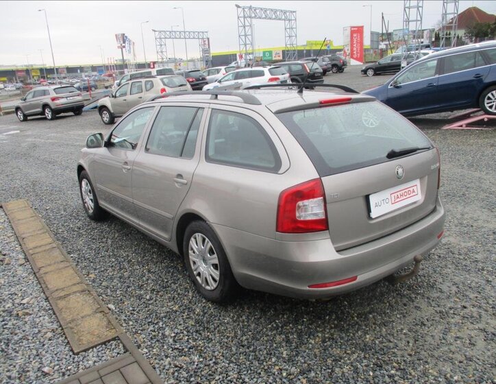 Škoda Octavia Kombi 1,6 l 77 kw