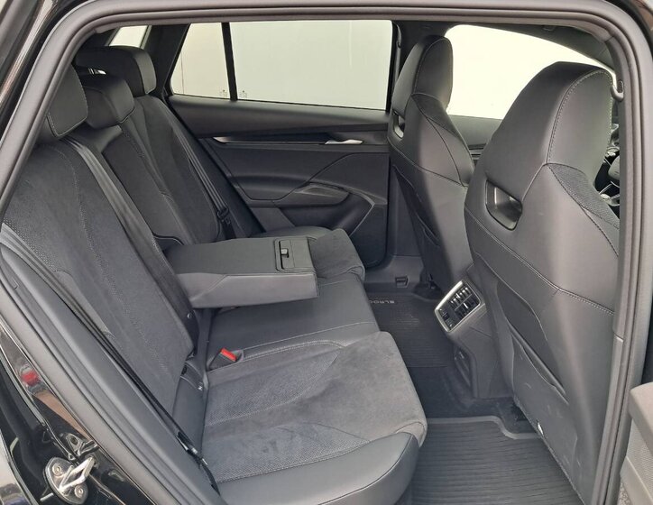 Škoda Elroq SUV / Terénní 0,0 210 kw