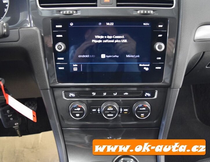 Volkswagen Golf Kombi 1,6 l 85 kw