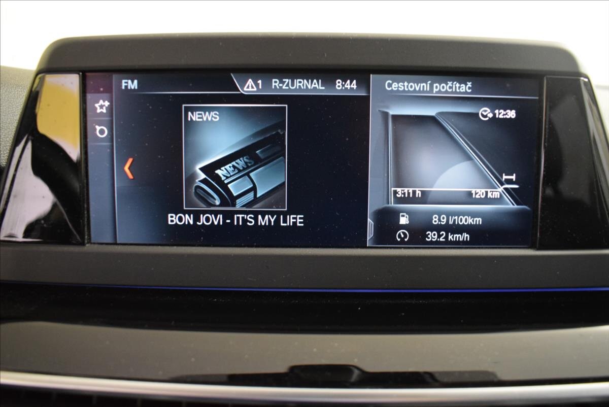 BMW Řada 5 Sedan / Limuzína 3,0 l 195 kw