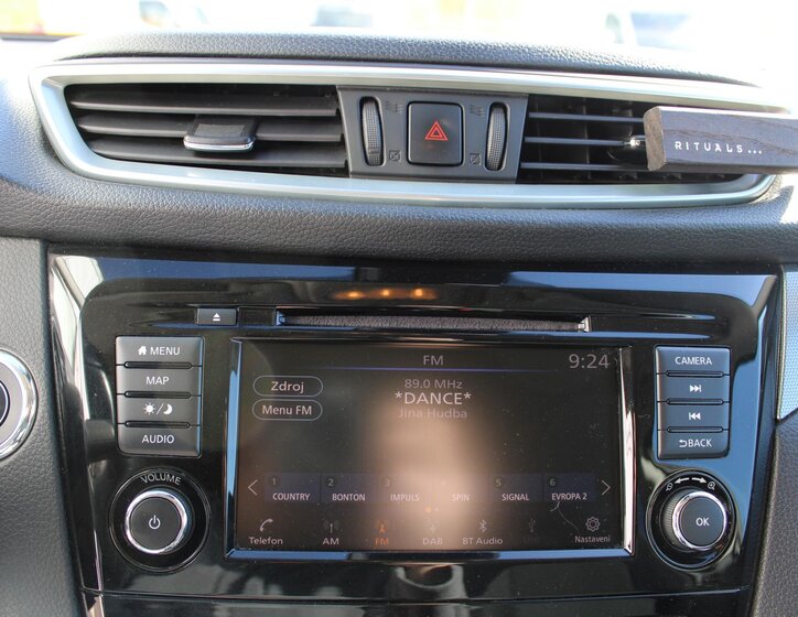 Nissan Qashqai SUV / Terénní 1,3 l 117 kw