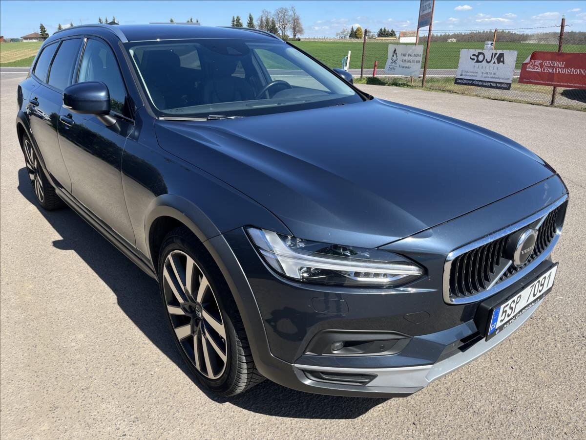 Volvo V90 Kombi 2,0 l 145 kw