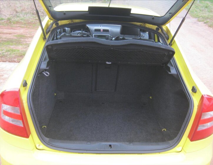 Škoda Octavia Sedan / Limuzína 2,0 l 125 kw