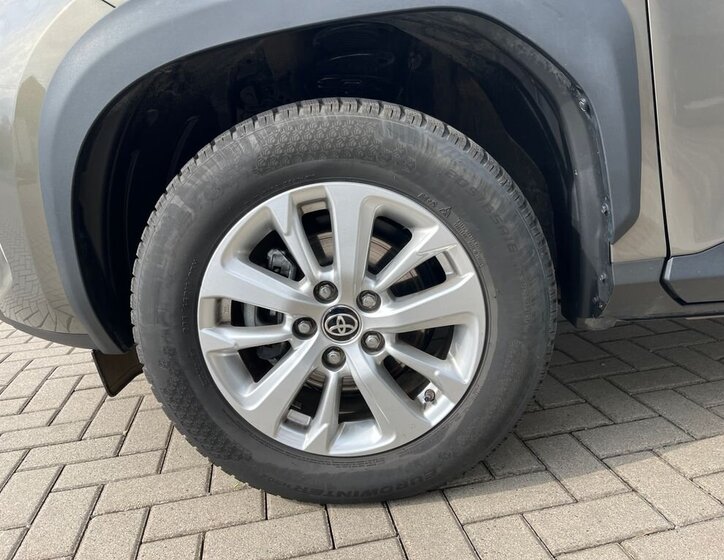 Toyota Yaris Cross SUV / Terénní 1,5 l 68 kw