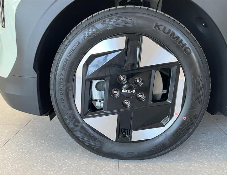 KIA EV3 23