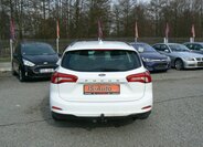 Ford Focus Kombi 999,0 92 kw