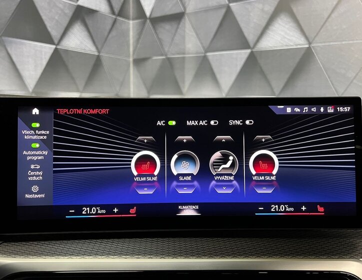 BMW Řada 3 Sedan / Limuzína 2,0 l 140 kw