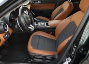 Alfa Romeo Giulia 18
