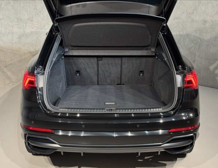 Audi Q3 SUV 2,0 l 140 kw