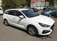 Hyundai i30 4