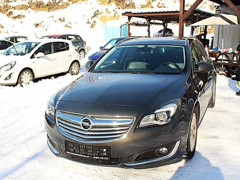 Opel Insignia Kombi 2,0 l 120 kw