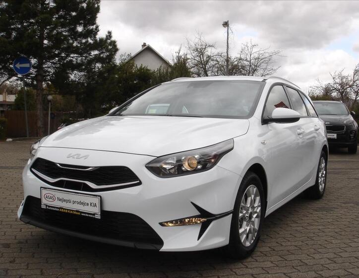 KIA Ceed 4