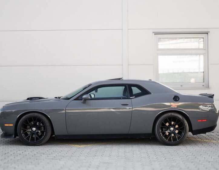 Dodge Challenger Kupé 5,7 l 277 kw