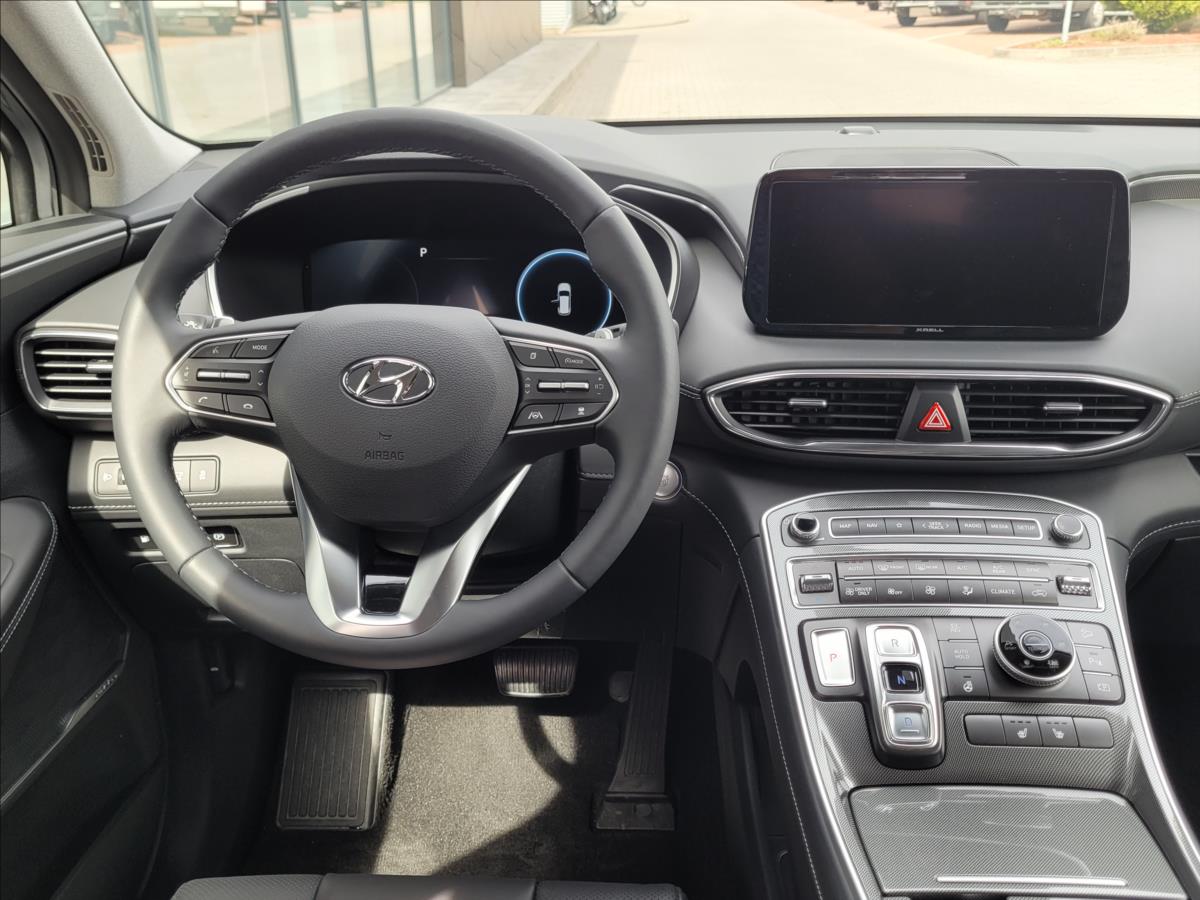 Hyundai Santa Fe SUV 1,6 l 195 kw