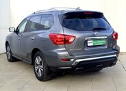 Nissan Pathfinder SUV 3,5 l 212 kw