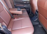 Toyota Land Cruiser 9