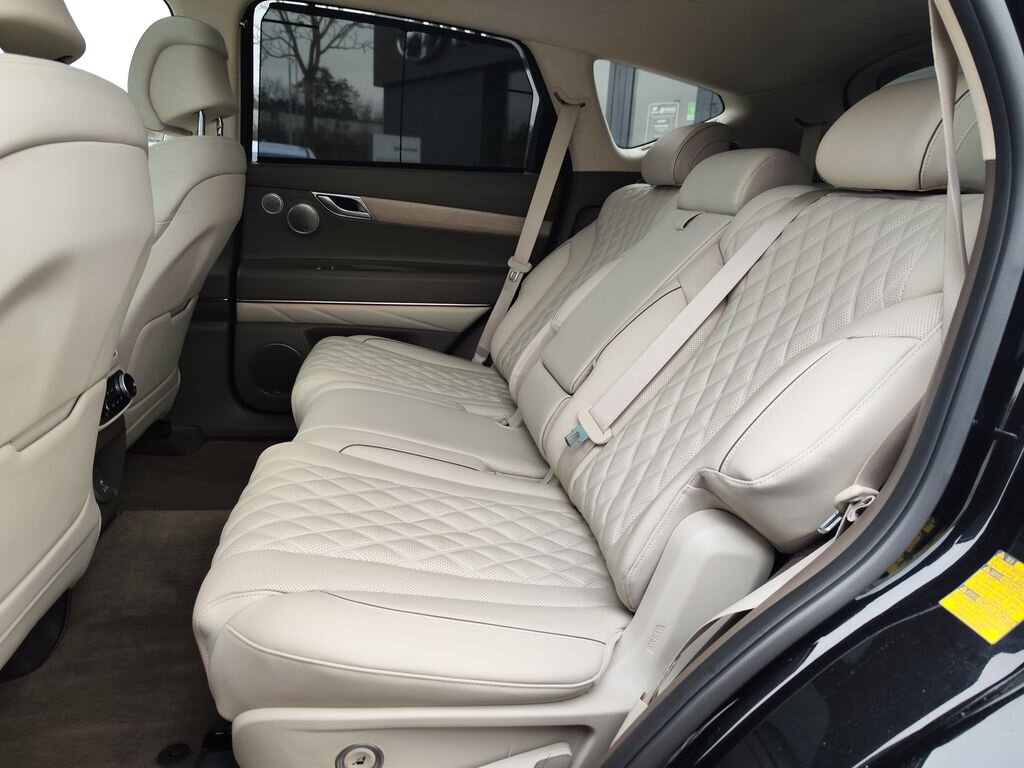 Ostatní Ostatní SUV 3,5 l 279 kw