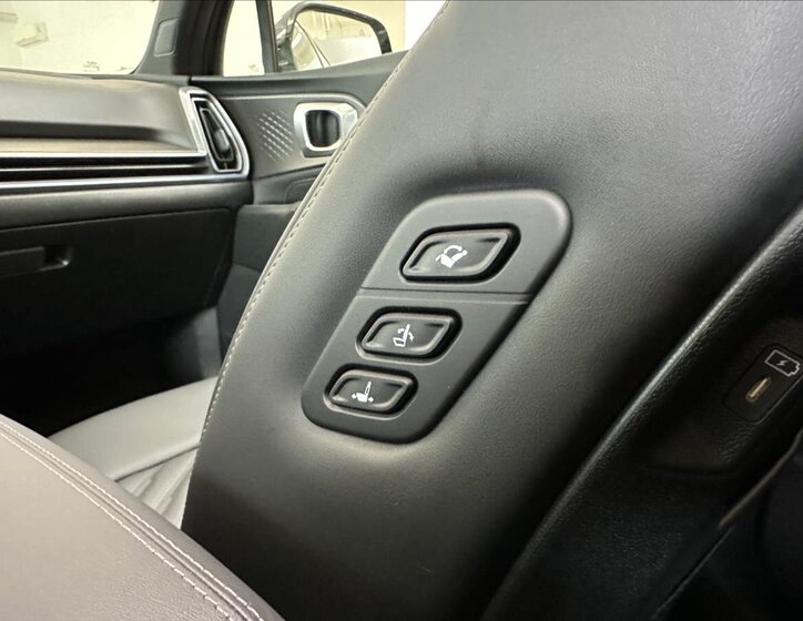 KIA Sorento SUV / Terénní 2,2 l 142 kw