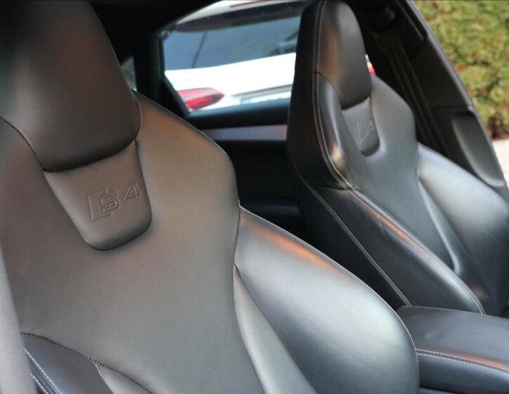 Audi S4 44